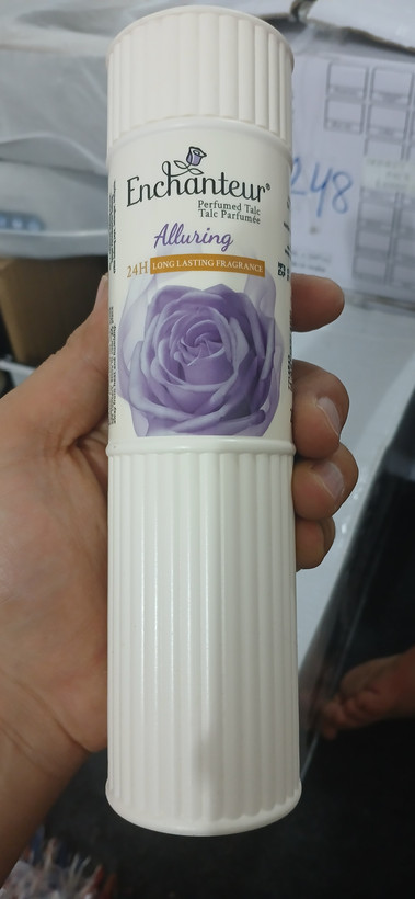 پودر عطری بدن خوشبوکننده Enchanteur انشانتر سایز بزرگ ۲۵۰ گرمی محصول مالزی