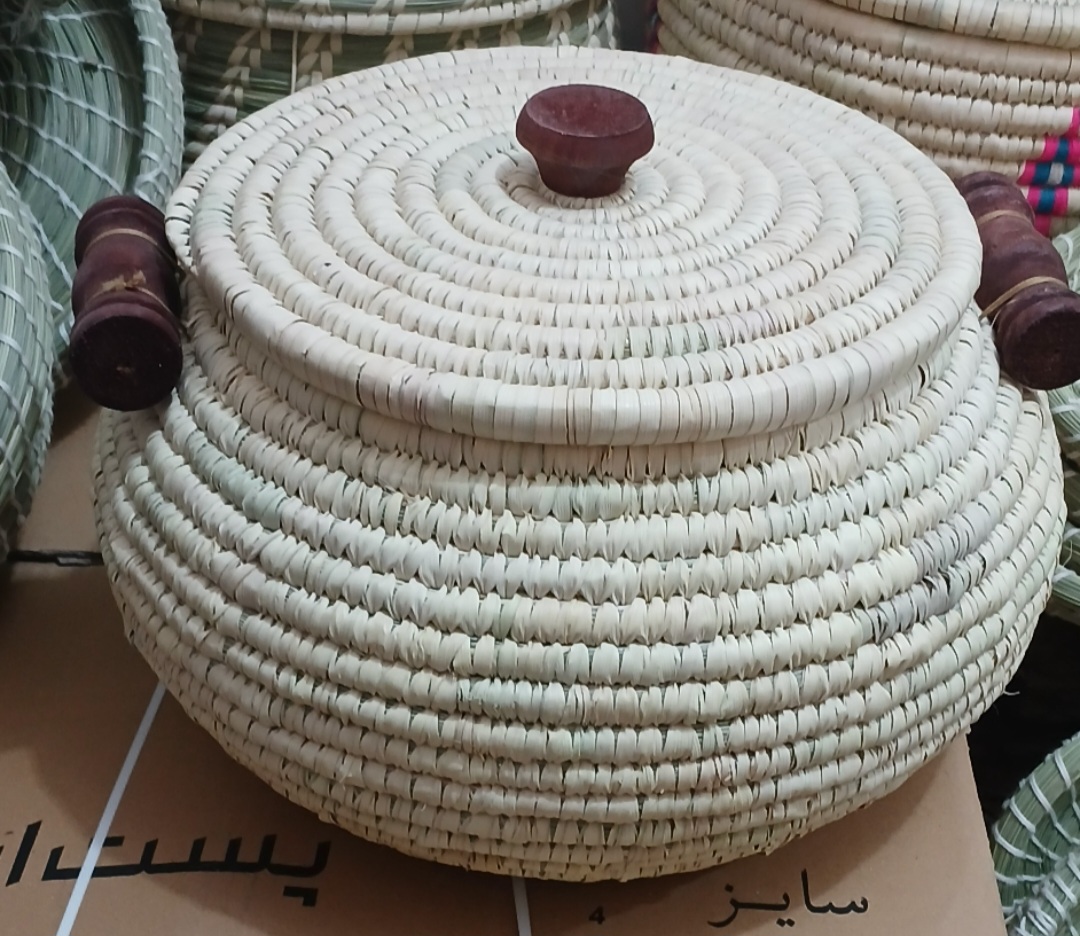 خمره جا برنجی  10 کیلوی دسته چوبی ۲ بافت محصول  حصیر نخل و دست ساز ۳۰ سانت در ۳۰ سانت
